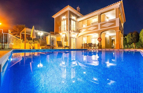 Cerro de Aguia Villa | LUXURY VILLA, PRIVATE HEATABLE SWIMMING POOL,AIR CON,FREE WI-FI & GREAT SEA VIEW