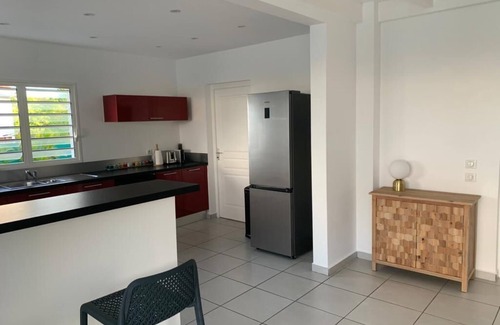 Morel Villa | Villa moderne avec piscine et accès plage