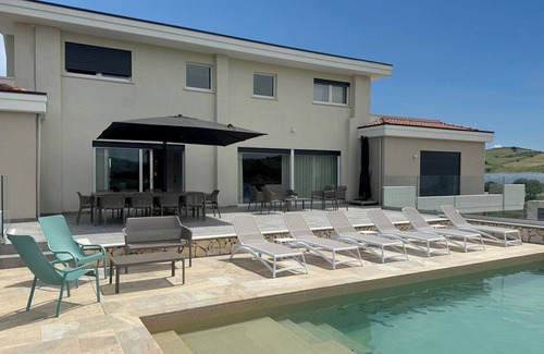 Vasto Villa | Villa moderne avec piscine vue mer et campagne