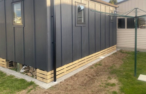 Tirau Cabine | Modern, warm, central, self contained & private