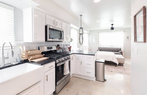 Central Oklahoma City Appartement | Modern Zen