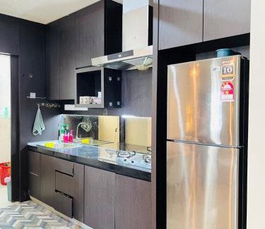 Usj 1 Appartement | Modern4BR Retreat - City Center
