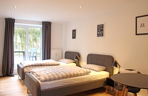 Region Hannover District Appartement | Moderne 1-Zimmer Wohnung mit Terasse, Küche, Bad mit Dusche, TV & WIFI