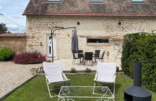 Bouafles Maison | Moderne, Confortable, Décoré Avec Soin, Gîte à Bouafles, en Haute-normandie