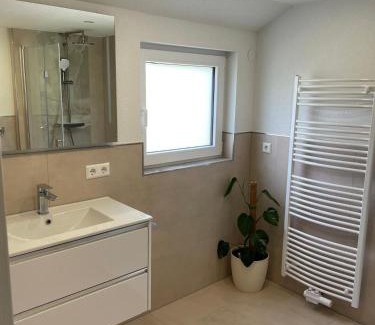 Oberdorla Appartement | Moderne Ferienwohnung Horb-Altheim
