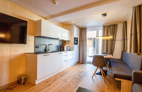 Rifenal Appartement | moderne Ferienwohnung in Zams