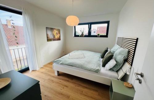 Venningen Appartement | Moderne Ferienwohnung mit Terrasse, Grill & Privatparkplatz