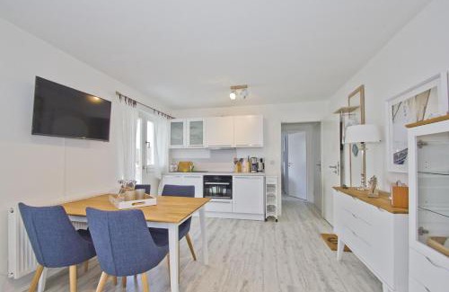 Lietzow Appartement | moderne Ferienwohnung mit Balkon, Meerblick - Ferienresidenz Zwei BoddenFeWo 1-3