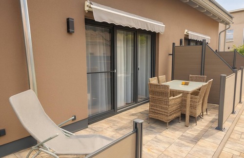 Luckau Appartement | Moderne Maisonette Ferienwohnung im Mediterranen Stil