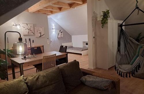 Nemmersdorf Appartement | Moderne Neue Dachgeschosswohnung Juliane