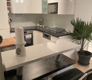 Oyenhausen Appartement | Moderne Wohnung mit Garten