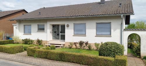 Heusweiler Appartement | Moderne120qm Ferienwohnung in ruhiger Lage Heusweiler - Saarland
