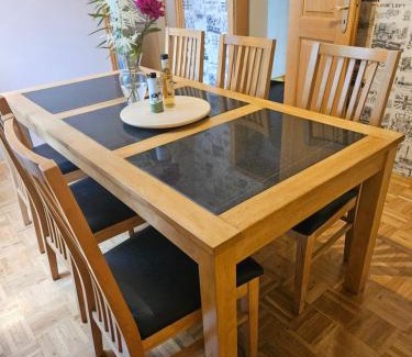 Gotha Maison | Modernes Gästezimmer in Ferienwohnung