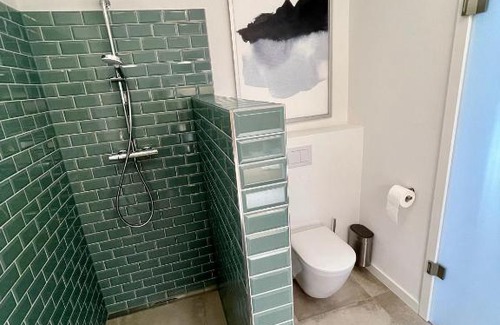 Hasbergen Appartement | Modernes neues Apartment zum Wohlfühlen - Vier