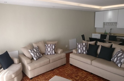 Greater Johannesburg Metropolitan Area Appartement | Appartement modernisé à Blairgowrie
