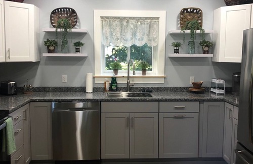 Franklin Maison | Modernized 1870's home in the Village of Franklin, New York