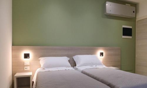 Porto Viro Lit Et Petit-Déjeuner | Modernly renovated double room in a BB in Porto Viro