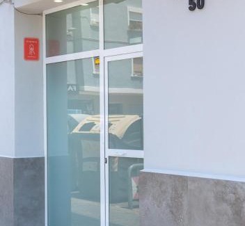 Torrefiel Appartement | Moderno, amplio y muy cómodo