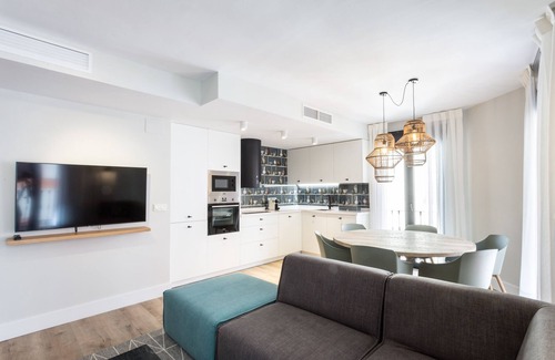 El Arenal Appartement | Moderno Apartamento con 4 Dormitorios Ideal Para 8