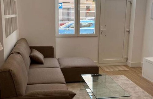 Hispanoamerica Appartement | Moderno Apartamento en Bernabéu