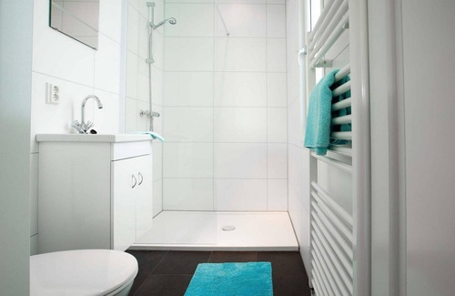 Strucht Chalet De Ski | ✓ Module at Residence Valkenburg ✓ Holiday home for 5 persons ✓ Located in Valkenburg (Schin op Geul) ✓ Holiday resort in South Limburg, near Maastricht ✓ Book directly at the resort