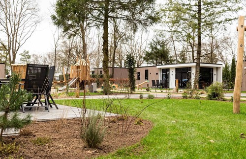 Ede Chalet De Ski | ✓ Module Special at Recreatiepark 't Gelloo ✓ Holiday home for 5 persons ✓ Located in Ede (Gelderland) ✓ Holiday park on the Veluwe ✓ Book directly through the park