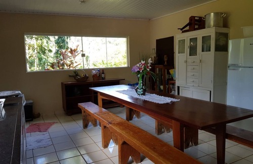 Centro Maison | Ferme de Santo Antônio - Mogi das Cruzes avec 90% de forêt atlantique (15 personnes)