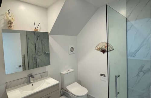 Upper Riccarton Maison | Mohua Lane Urban Paradise
