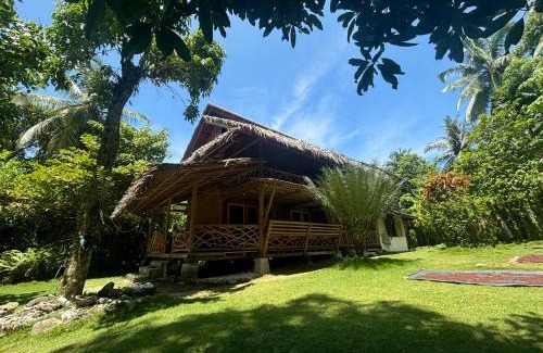 Pulau Masokut Maison | Moile Moile Surfcamp