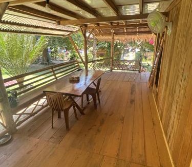 Pulau Masokut Maison | Moile Moile Surfcamp