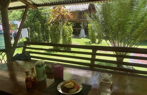 Pulau Masokut Maison | Moile Moile Surfcamp