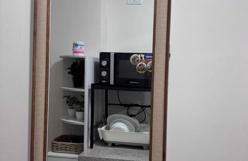 Tuba Copropriété | Moldex Baguio Condo - Balcony, Wifi, Netflix, Hot & Cold Shower, 24/7 Security