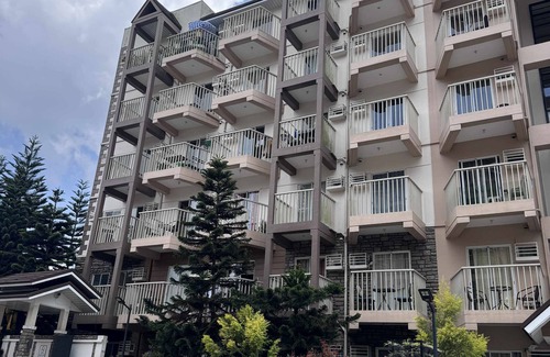 Tuba Copropriété | Moldex Baguio Condo - Balcony, Wifi, Netflix, Hot & Cold Shower, 24/7 Security