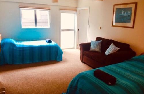 Waihi Beach Maison | Mollies Place - Waihi Beach Holiday Unit