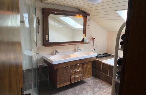 Stall Lit Et Petit-Déjeuner | Molltaler Appartements