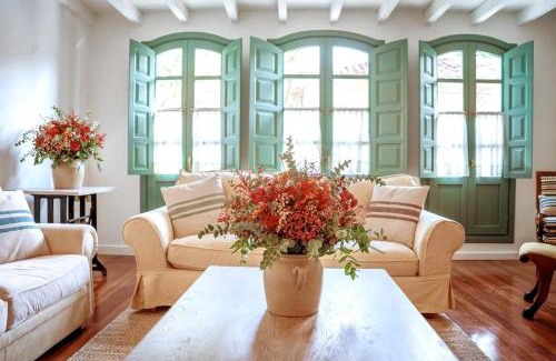 Comillas City Center Villa | MoM Comillas