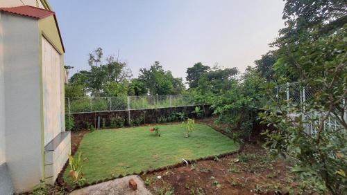 Shahapur Appartement | Moments - peaceful moments among nature and green surroundings