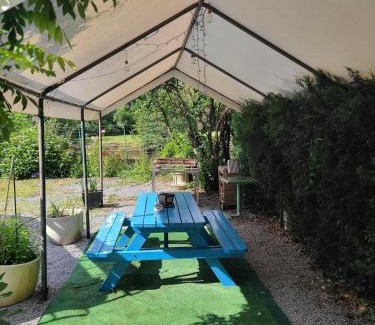 Saint-Leonard-de-Noblat Appartement | Mon Jacuzzi privé sur les pas de Compostelle