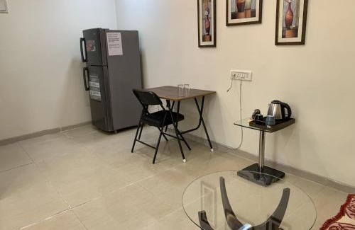 Ranwar Appartement | Mon Repose Studio Apt Bandra
