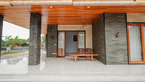 Banjarangkan Maison | Mona Bali Guest House