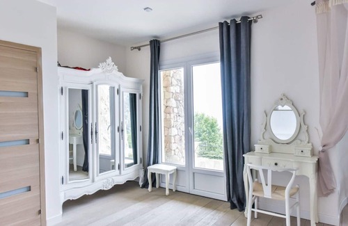 La Turbie Villa | Monaco|Castle Villa: Pool & SkyView