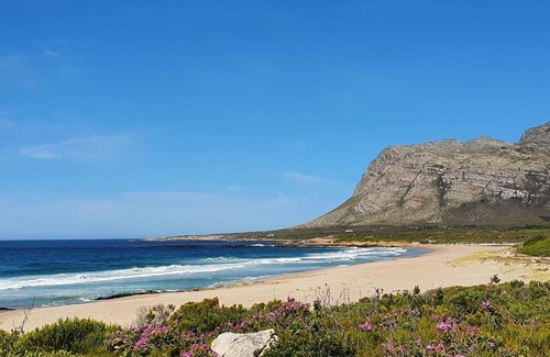 Kleinmond Lit Et Petit-Déjeuner | Monas Risibiki Seaside