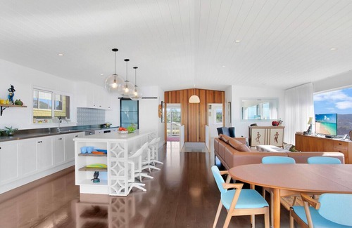 Dee Why Maison | Monash Beach House - Oceanfront