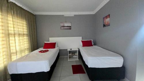 Nkowankowa Maison | Monavy Riverside Hotels in Tzaneen