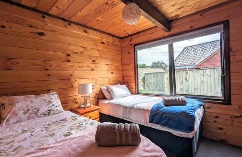 Springfield Maison | Moncur Villa, cozy and close golf course, self check in