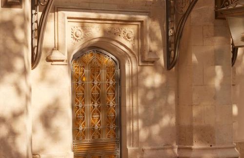 Chartrons Hôtel | Mondrian Bordeaux Les Carmes