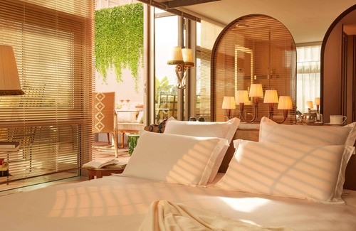 Chartrons Hôtel | Mondrian Bordeaux Les Carmes