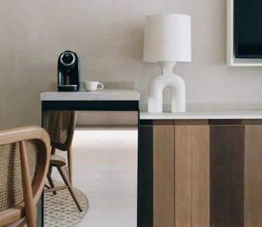 Cala Llonga Hôtel | Mondrian Ibiza