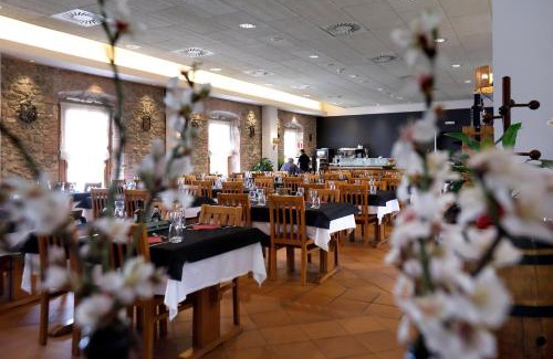 Os de Balaguer Hôtel | Monestir de Les Avellanes