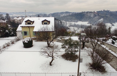 Castell'Alfero Villa | Monferrato, Villa lumineuse - Kokoros home